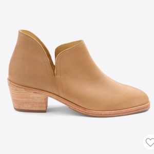 Nisolo Sustainable Women's Classic Ankle
Bootie Almond